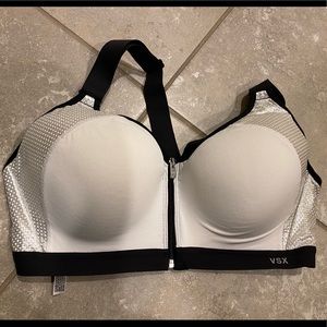 Victoria’s Secret (VSX) 38C Front ZIP Sports Bra